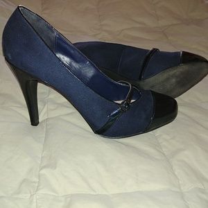 Navy blue heels